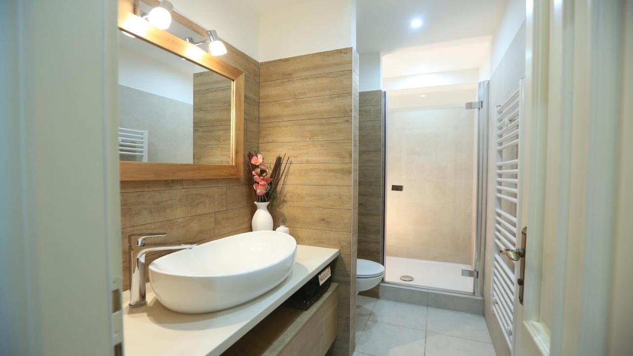 Rialto Luxury Apartment ชิเบนิก ภายนอก รูปภาพ