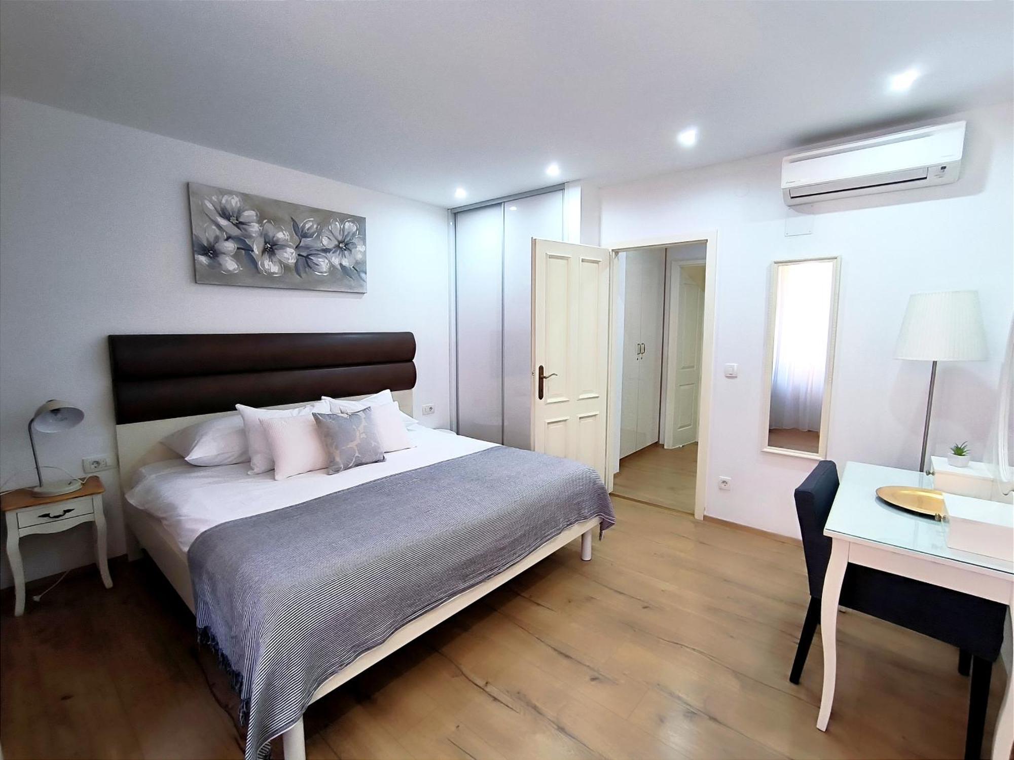 Rialto Luxury Apartment ชิเบนิก ภายนอก รูปภาพ
