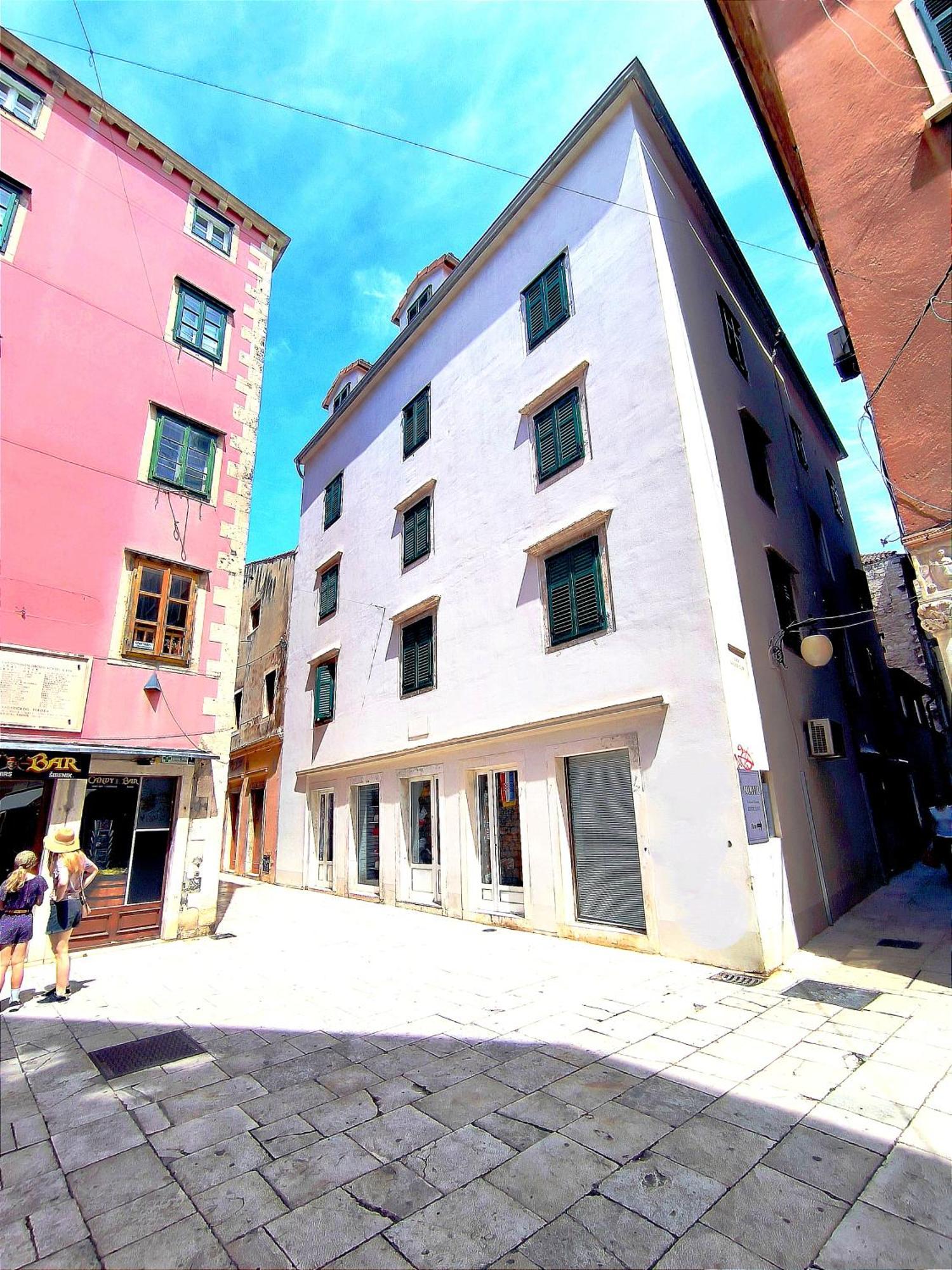 Rialto Luxury Apartment ชิเบนิก ภายนอก รูปภาพ